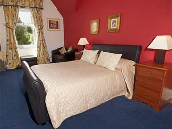Strathblane Country House Hotel กลาสโกว์ ภายนอก รูปภาพ